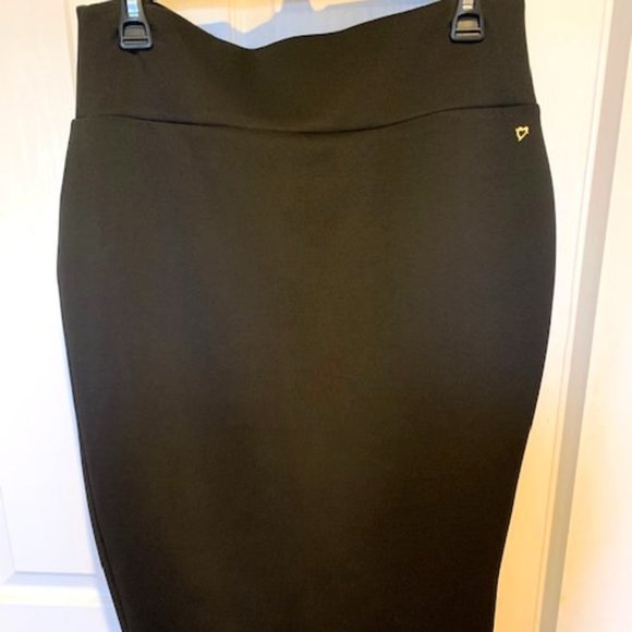 Thalia Sodi Dresses & Skirts - Thalia Sodi Black Skirt Size L